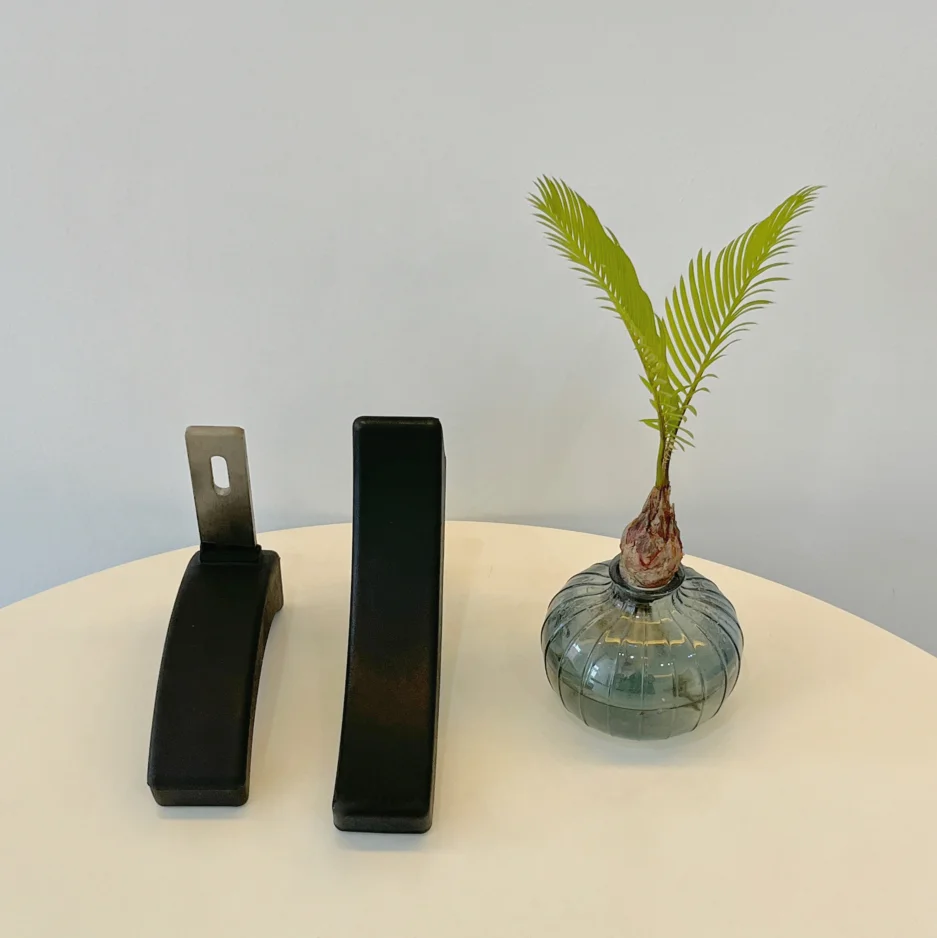 Hospital medical bed equipments and gynecological accessories black maternity bed support