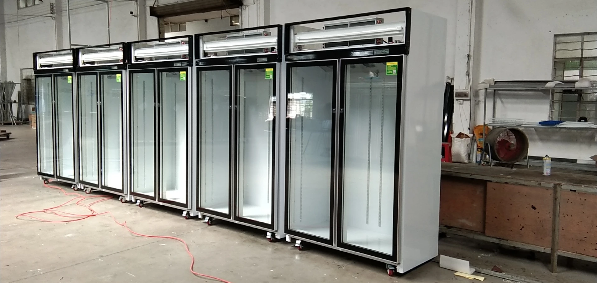 Ледяной колодец LG-680FA одной прозрачной стеклянной дверью охлождаемая витрина для напитков холодильник пива