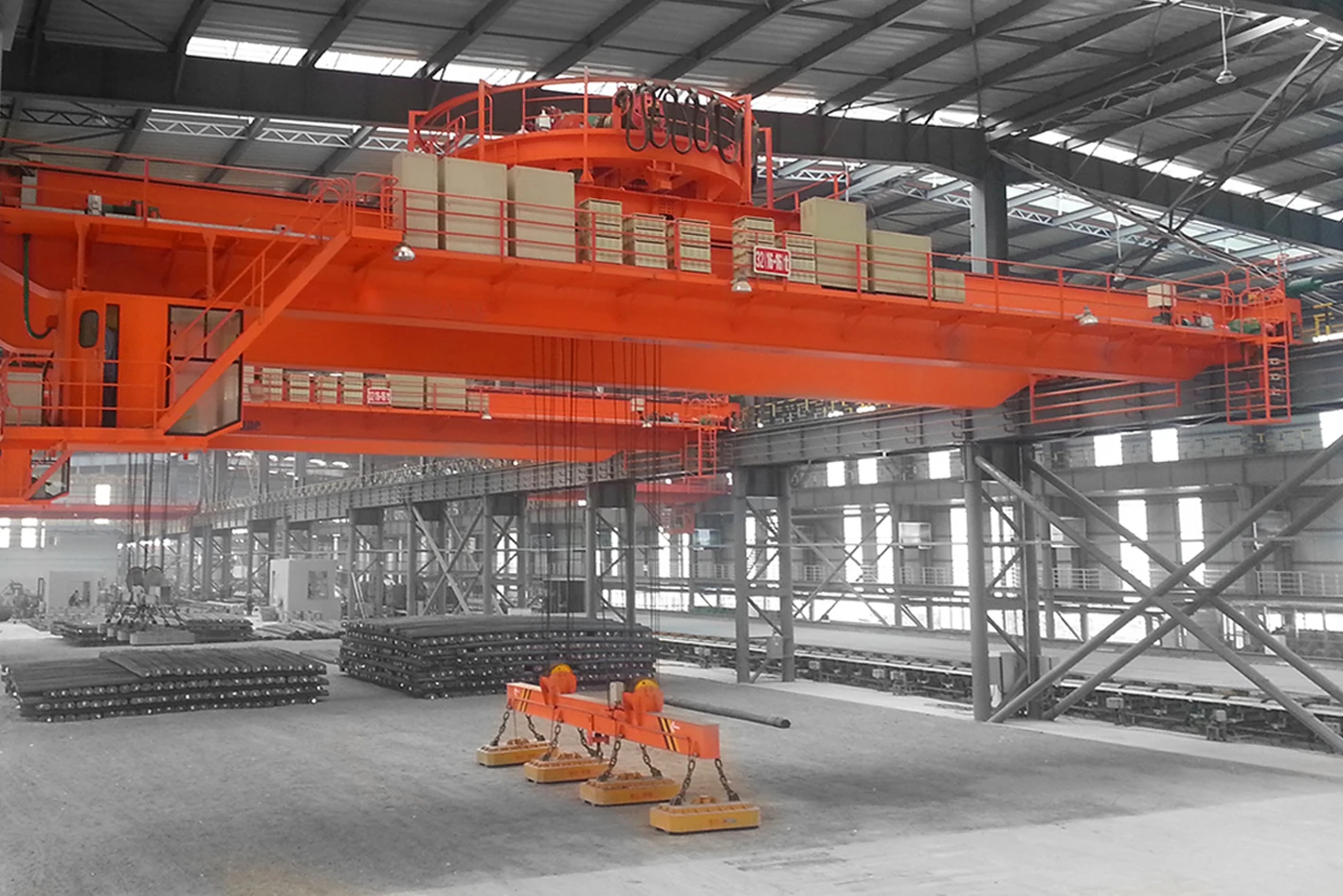 15t Warehouse used Electric Lifting Magnet Crane Double Girder Overhead Crane for Lifting Steel Bars