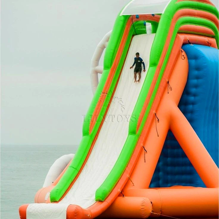 Водные надувные горки и бассейн для взрослых