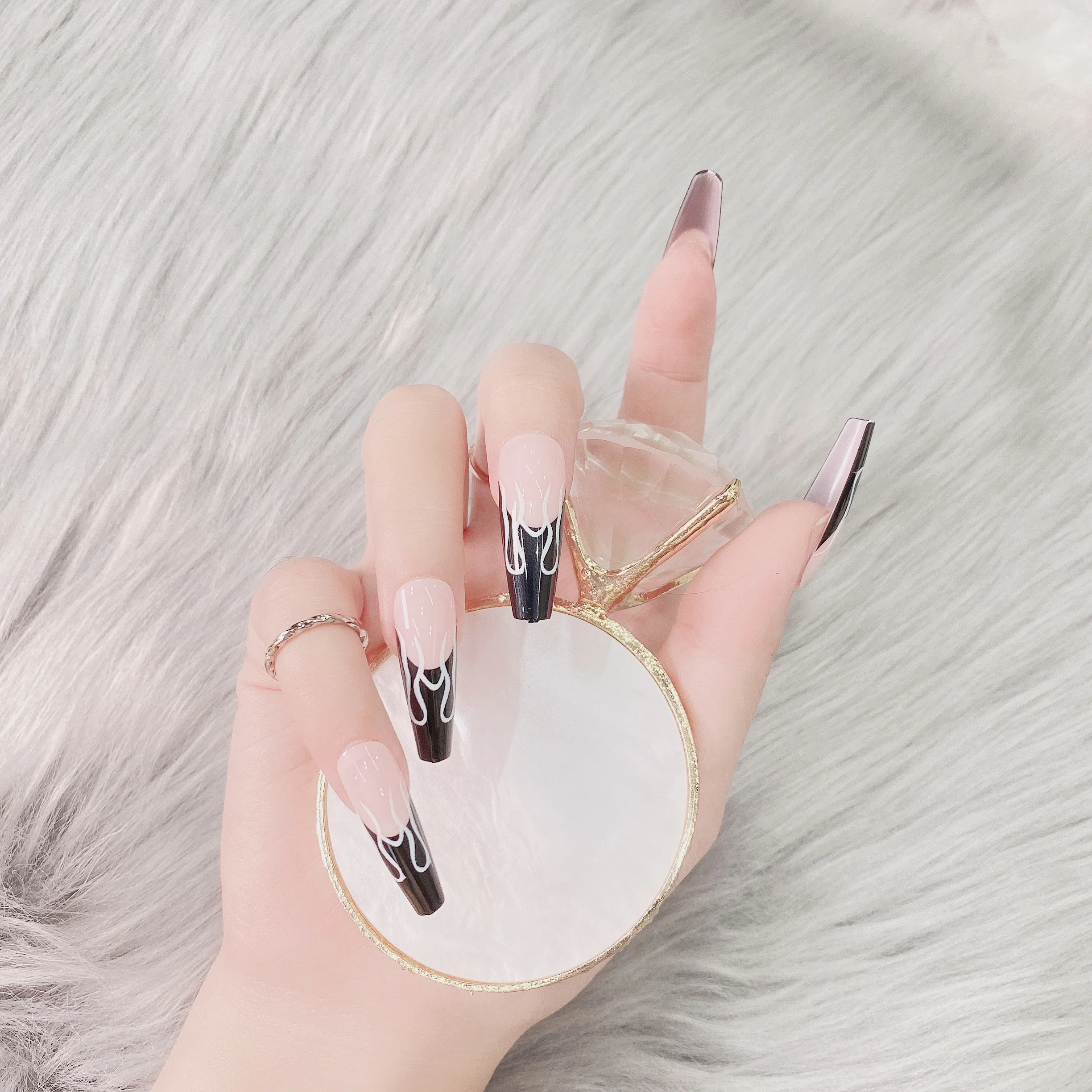 TSZS Wholesale Long Coffin Press on Nails Black Flame French Full Cover Nail Tips for Woman Girls with Glue Sticker