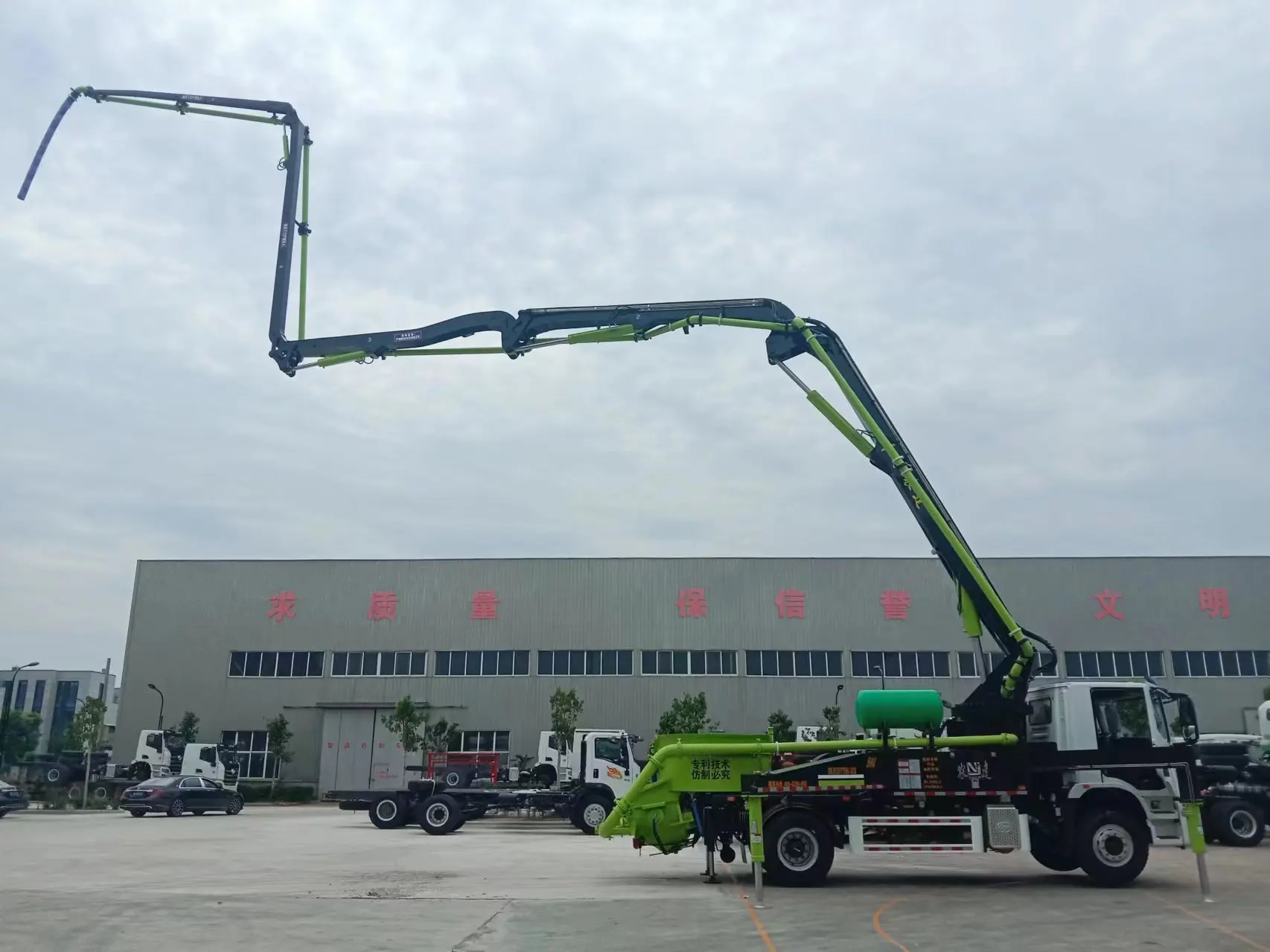 Chinese Original Supplier Of Concrete Pump Truck 38M ISUZU Chassis