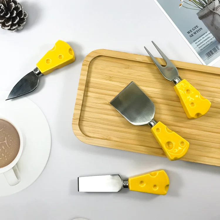 4 Pieces Ceramic Handle Cheese Knives Kitchen Gadgets Butter Knife Tool Stainless Steel Cheese Knife and Fork Set