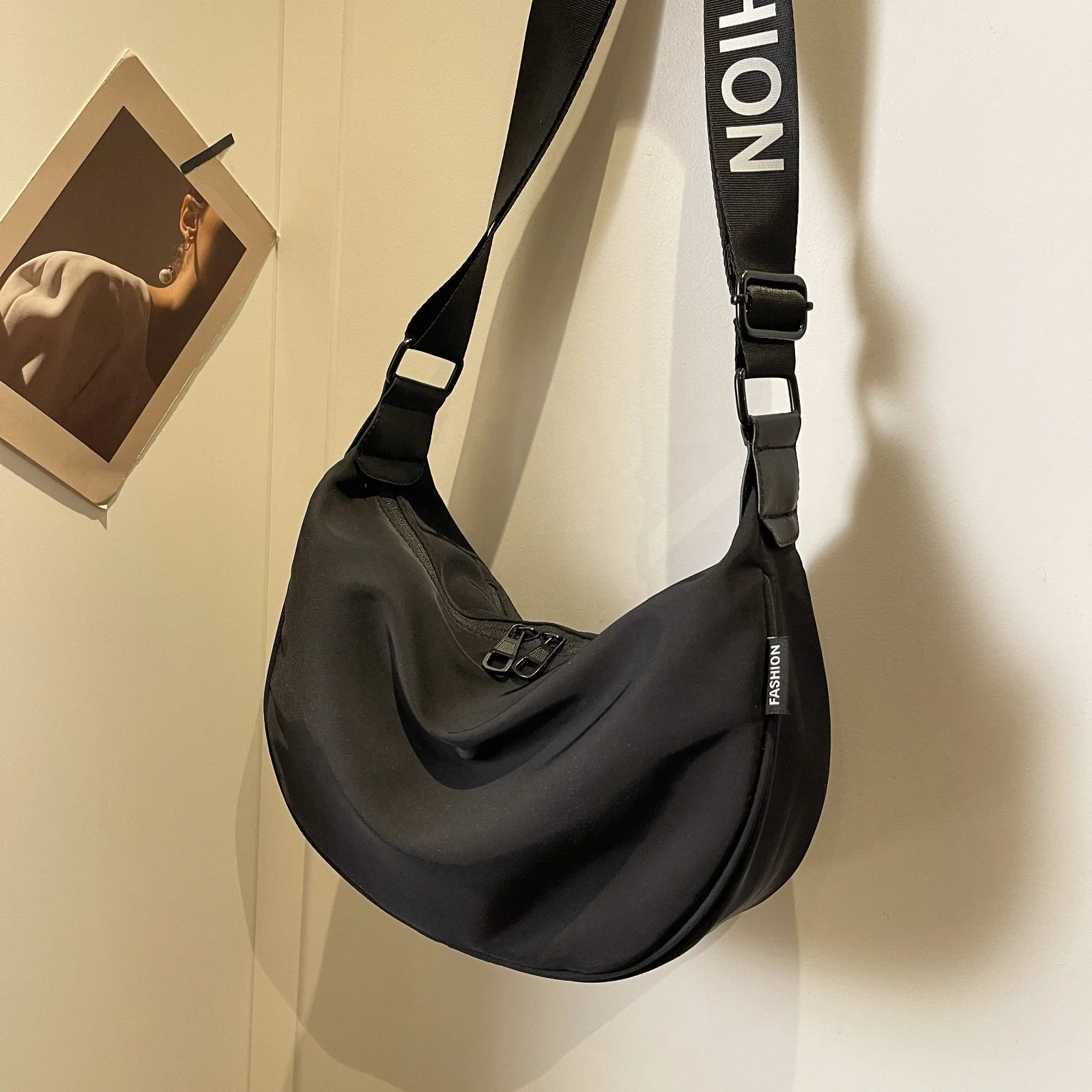 Solid Color Simple Large Capacity Fashion Sport Casual Shoulder Bag