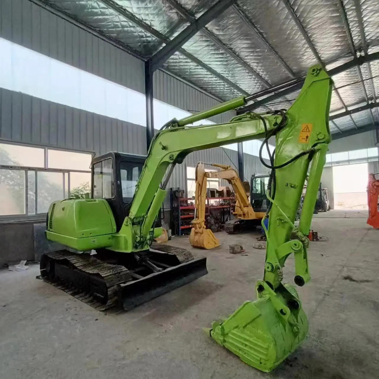 Factory low price guaranteed quality used excavator caterpillar 330d
