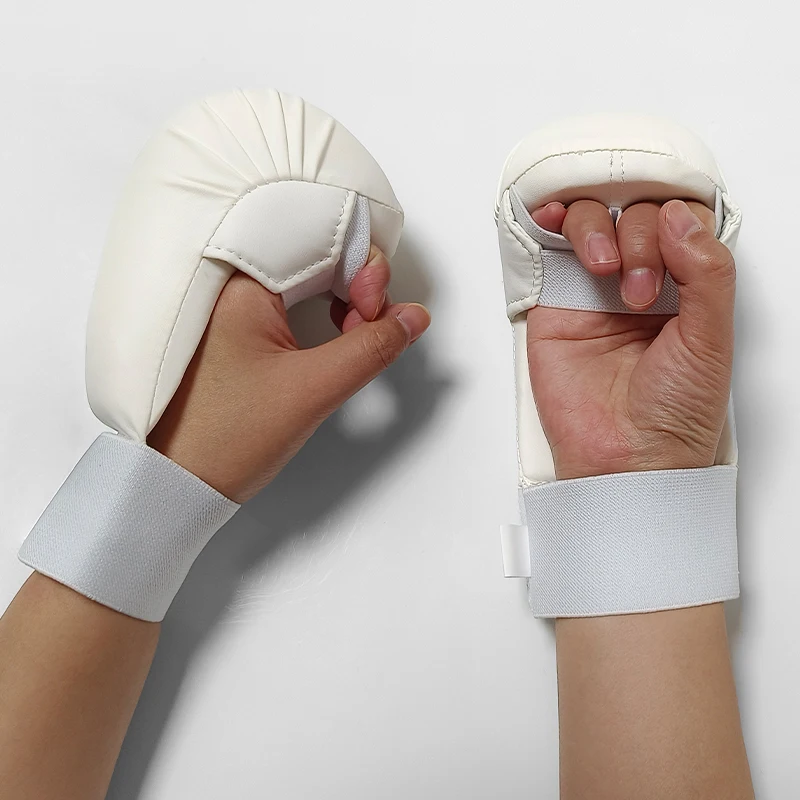 High Quality Unisex Wushu Equipment Thumb-Free Karate Gloves Made of PU Material Protective Gear for Karate Practice