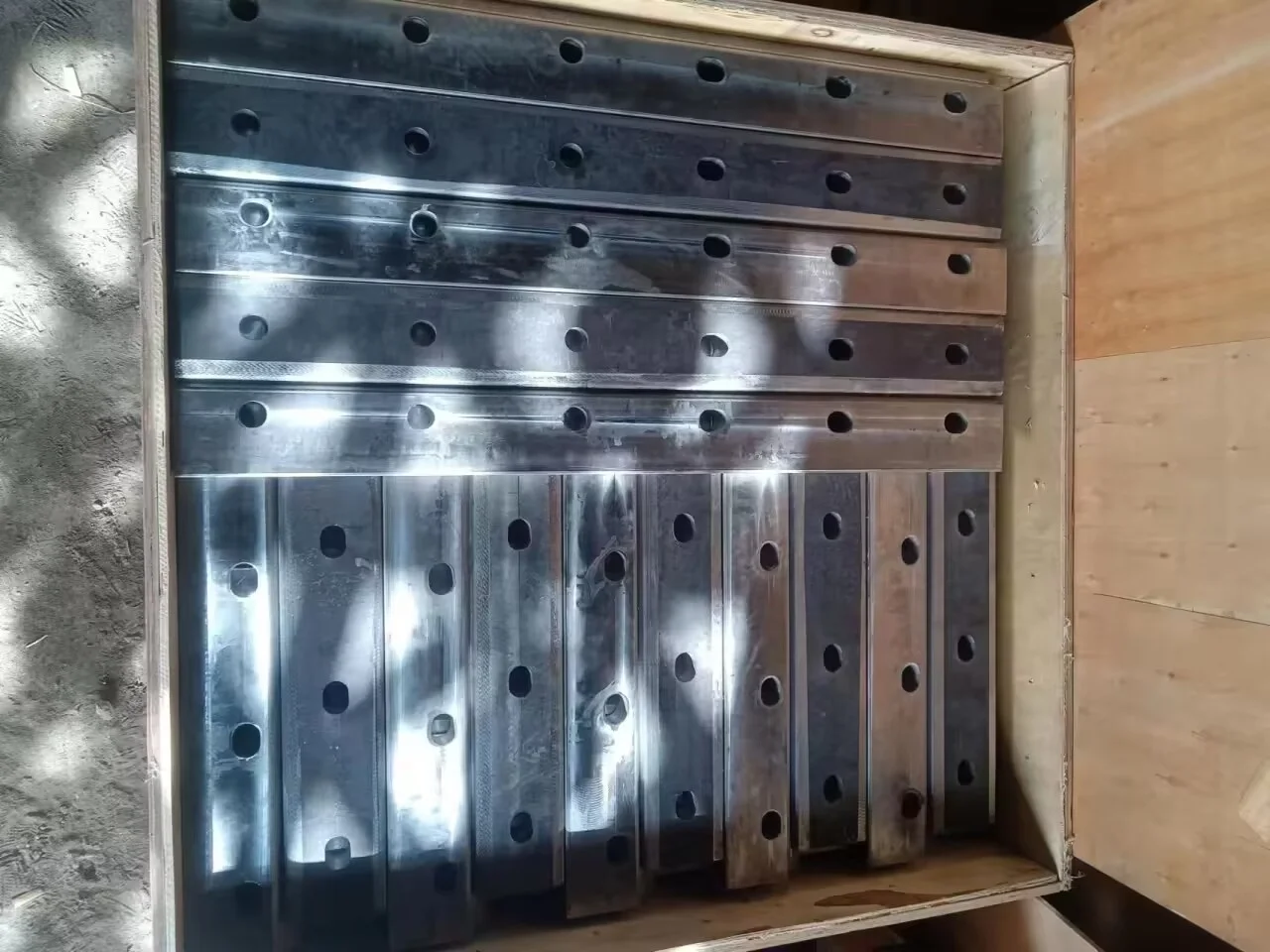 S20 Rail Fishplate for sale High Quality rail joint with competitive price Various kinds of rail fasteners