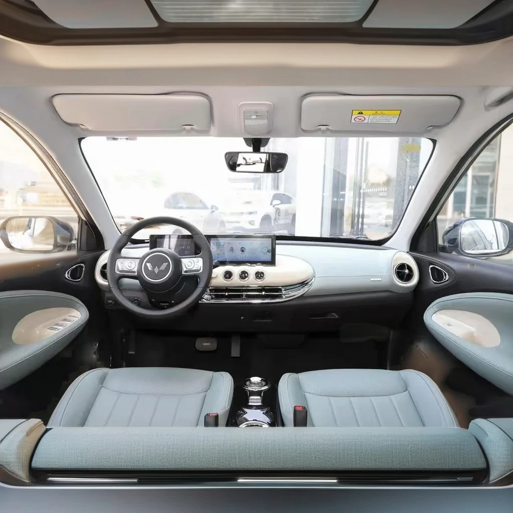 2024 Wuling Motors Joyful Edition 333KM Electric SUV Mini EV Car Auto Gearbox Left Steering One Drive Motor New Energy Vehicle