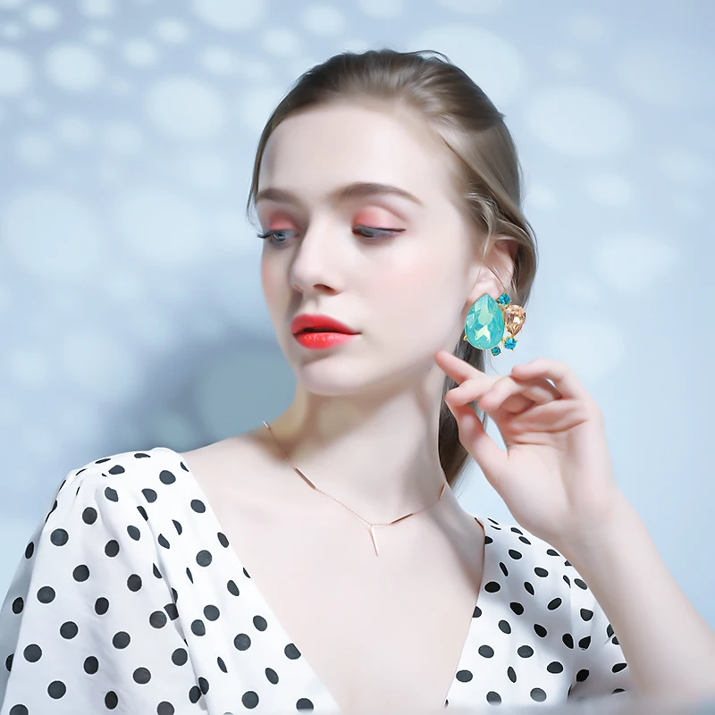 Chic 4 Claw Setting Sapphire Crystal Geometric Fashion Earrings Blue Crystal Rhinestone Water Drop Stud Earrings