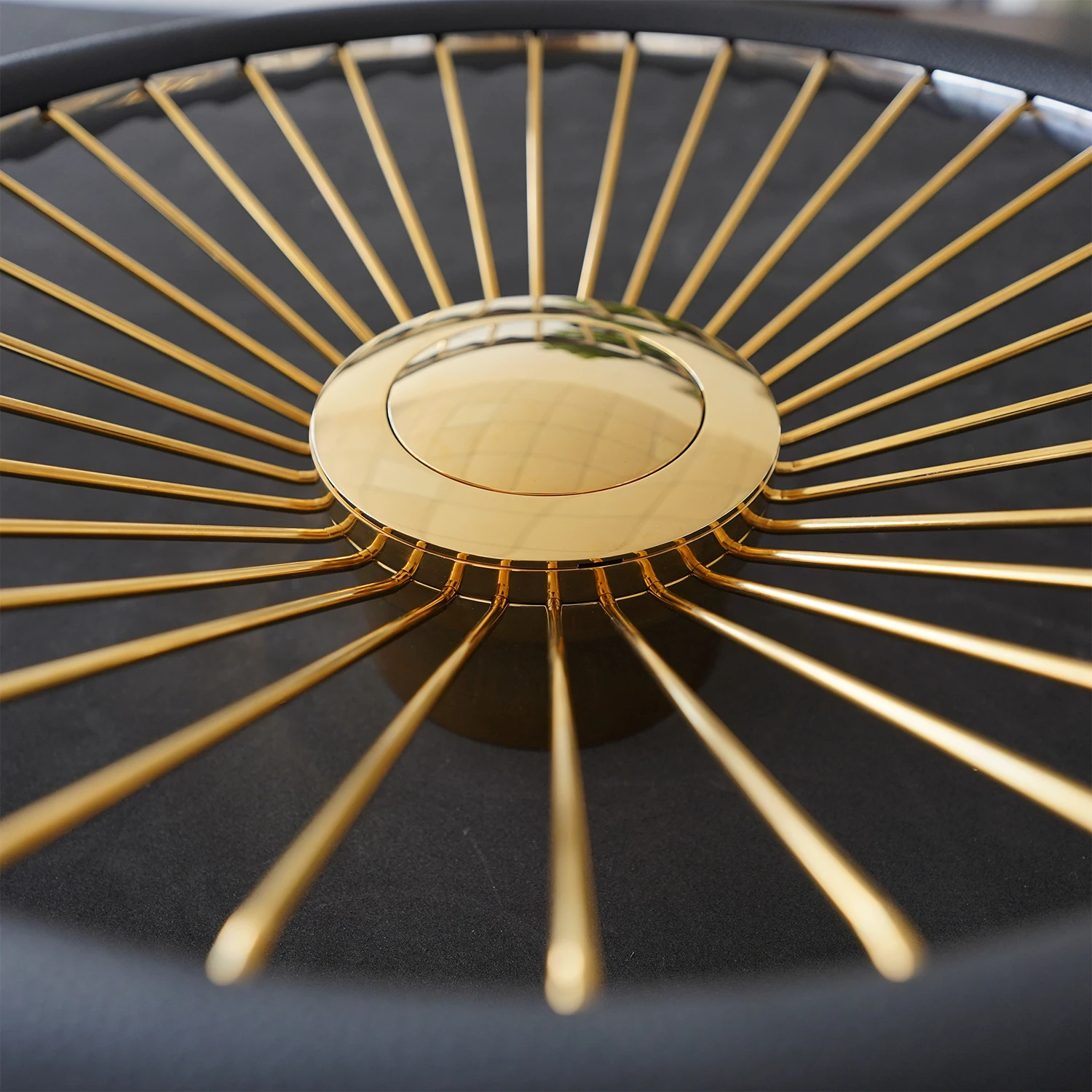 Golden Chrome 15 Inch Wire Car Rim Steering Wheel
