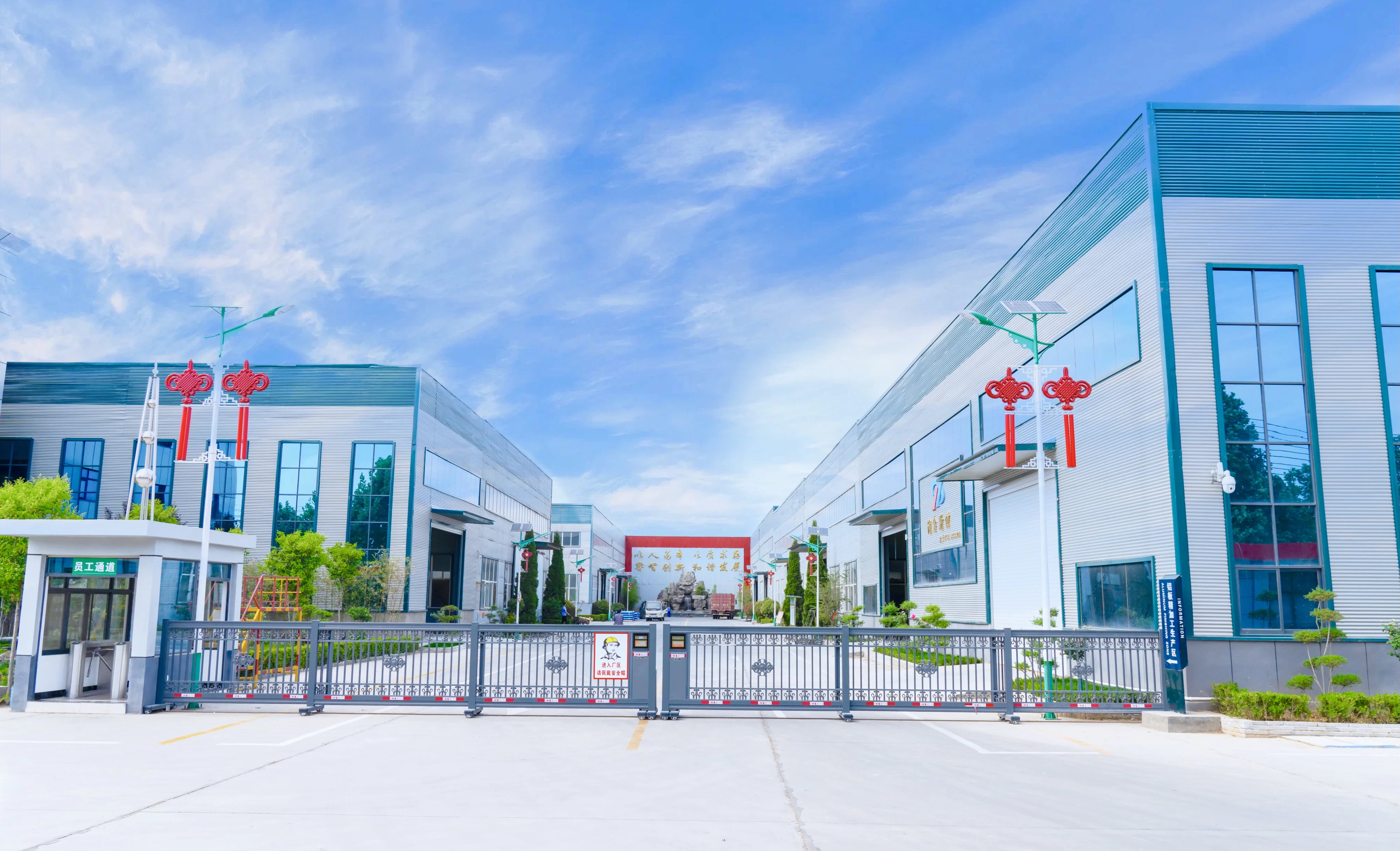 Food Grade Aluminum Foil  8011 3003 Jumbo roll aluminum foil for kitchen use