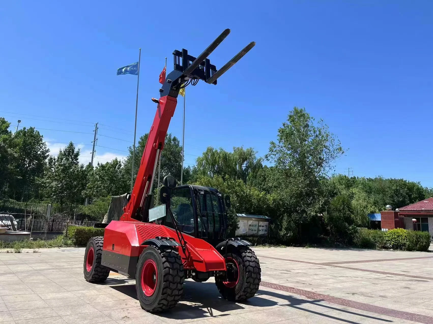 Hot Selling 4.5 Ton 4X4 Wheels Telescopic Telehandler 17M XC6-4517K Telescopic Forklift