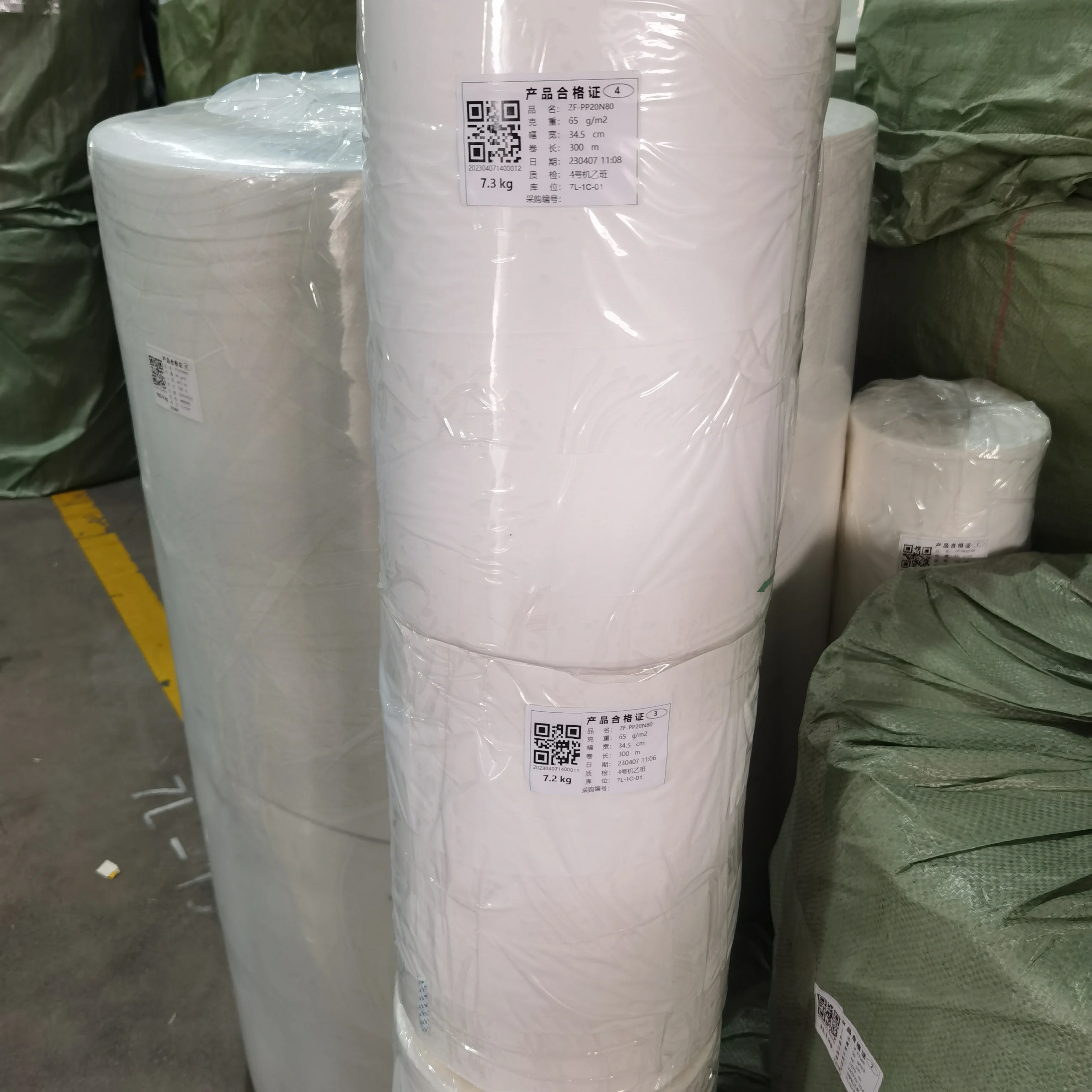 Spunlace Non Woven Customization Wood Pulp Viscose Parallel Cross Pearl Spunlace Nonwoven Fabric  for Washcloth Jumbo Rolls