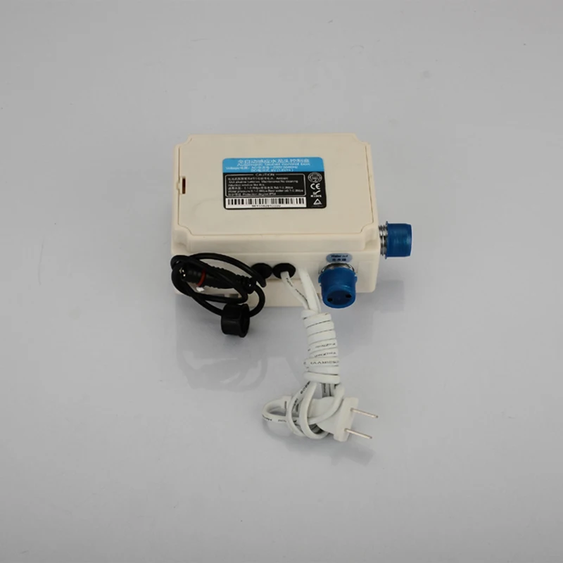 Modern Luxury  Brass Wall Mounted Auto Sensor Electronic Faucets with Single Ceramic Valve Core Bathroom Mixer Taps