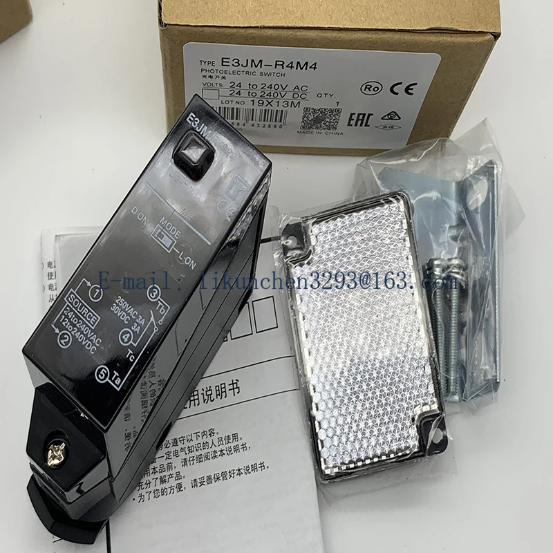 all-new Proximity switch sensor   E3JM-10DM4T-G One year warranty in stock