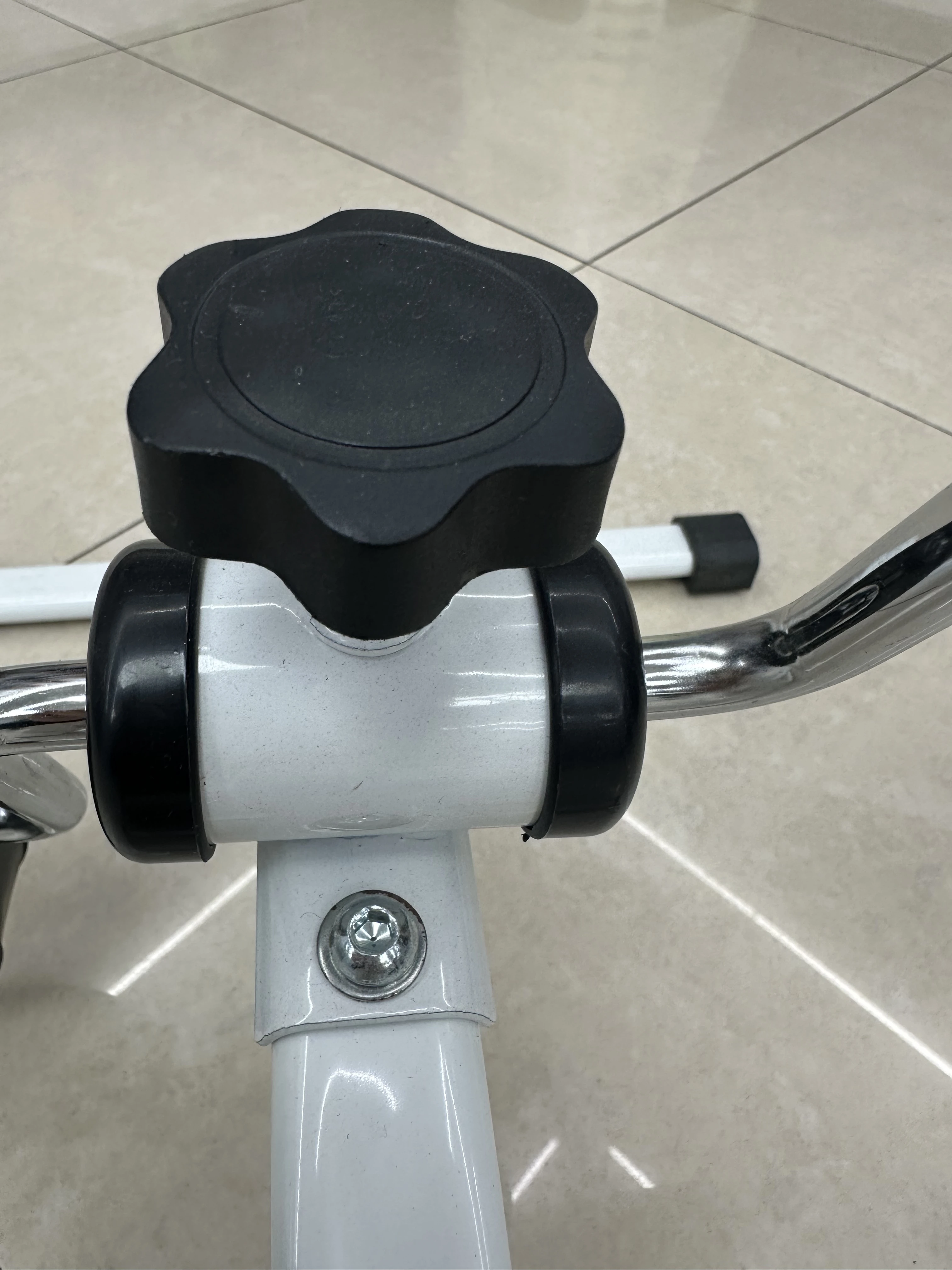 Mini Simple Bicycle Home Leg Machine Leg Trainer Rehabilitation Bicycle Pedal for The Elderly Foot Exercise Machine Foot Cycle