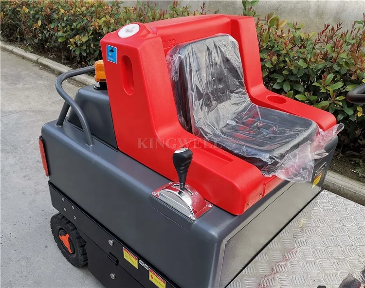Battery Type Ride on Floor Cleaning Machine Vacuum Road  Street Sweeper With CE Certificate