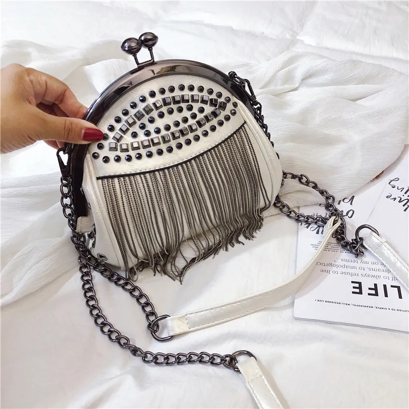Factory Wholesale Ladies Rivet Handbags Women Shoulder Bags Tassel Purses