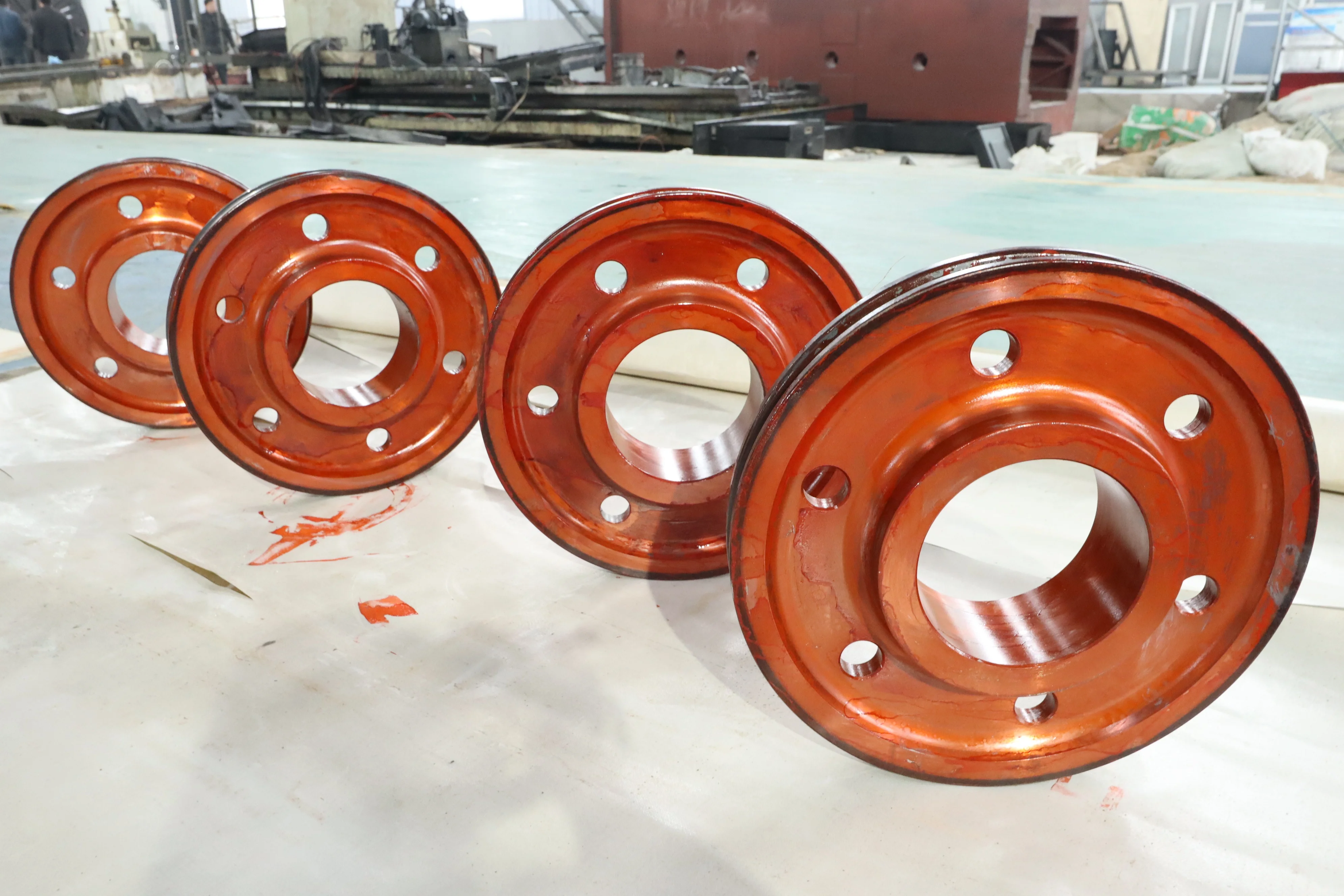 Heavy duty forged casting crane railway wheel steel trolley wheel with shaft assembly
