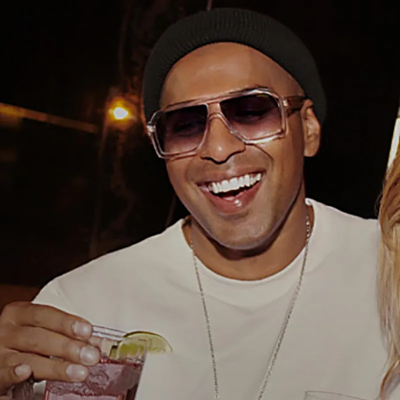 2024 New retro large square frame sunglasses male fashion driving sun glasses male wholesale shades