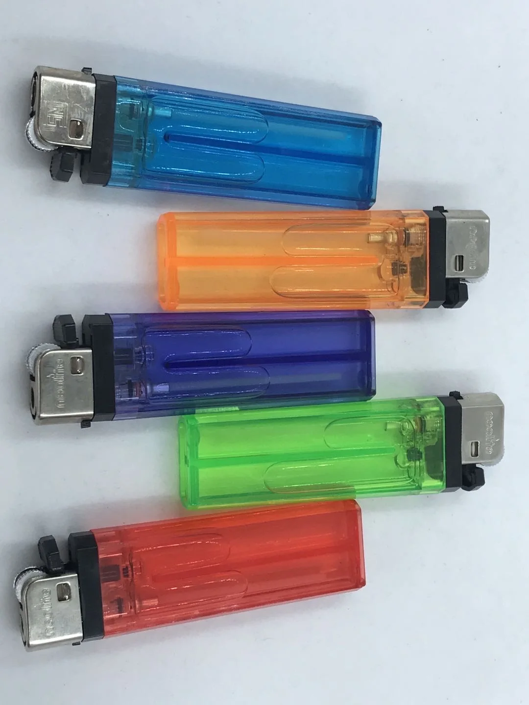 high quality cheap  plastic  five colours disposable lighter