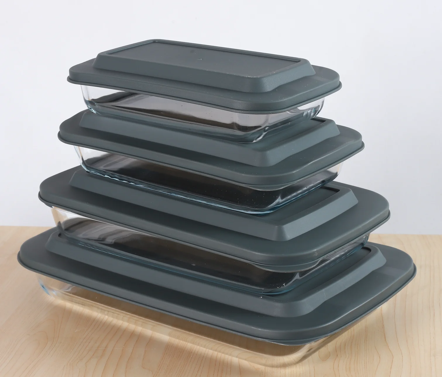 Wholesale High Borosilicate Dinnerware Set Glass Bowls Glass Pot Large Tray Food Grade Baking Pan Set With Plastic Airtight Lid