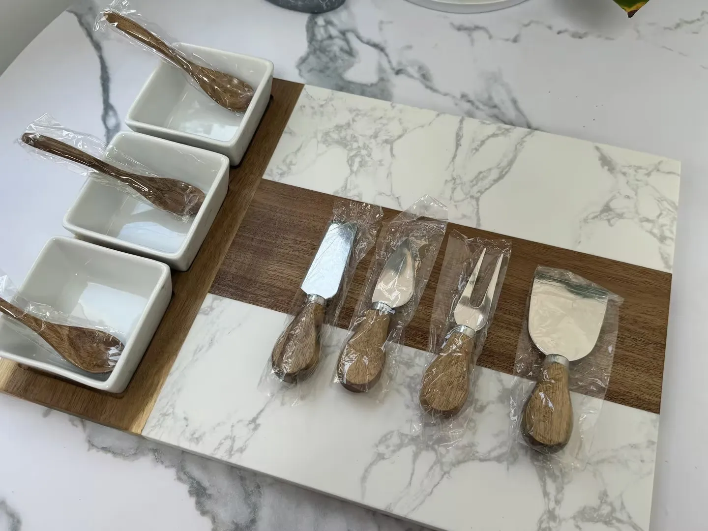 Wholesale Cheese Tools Marble Acacia Wooden Charcuterie Cheese Board With 3 Ceramic Bowls cheese board set