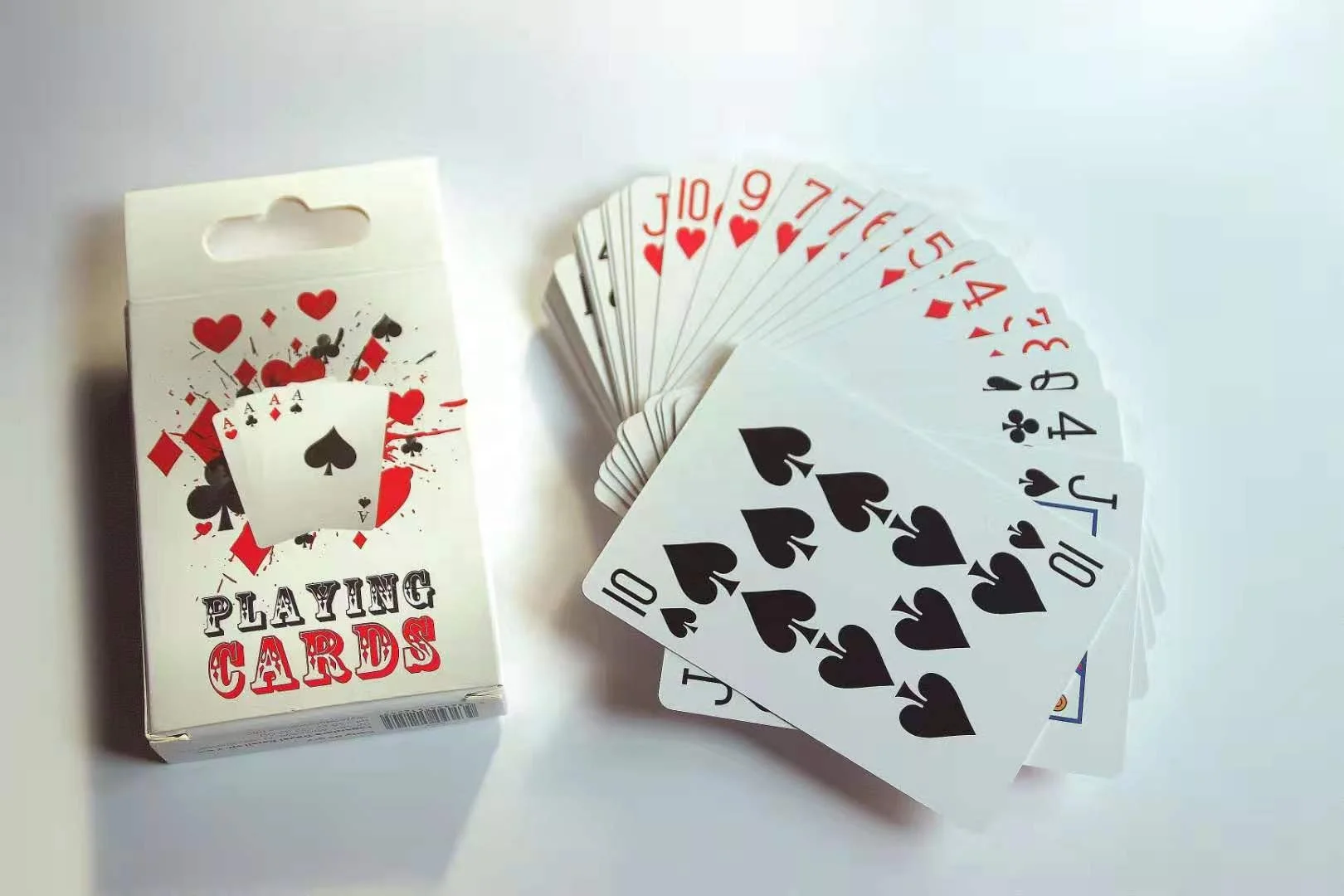 
Wholesale cheap promotional personalized custom design playing cards game with box 