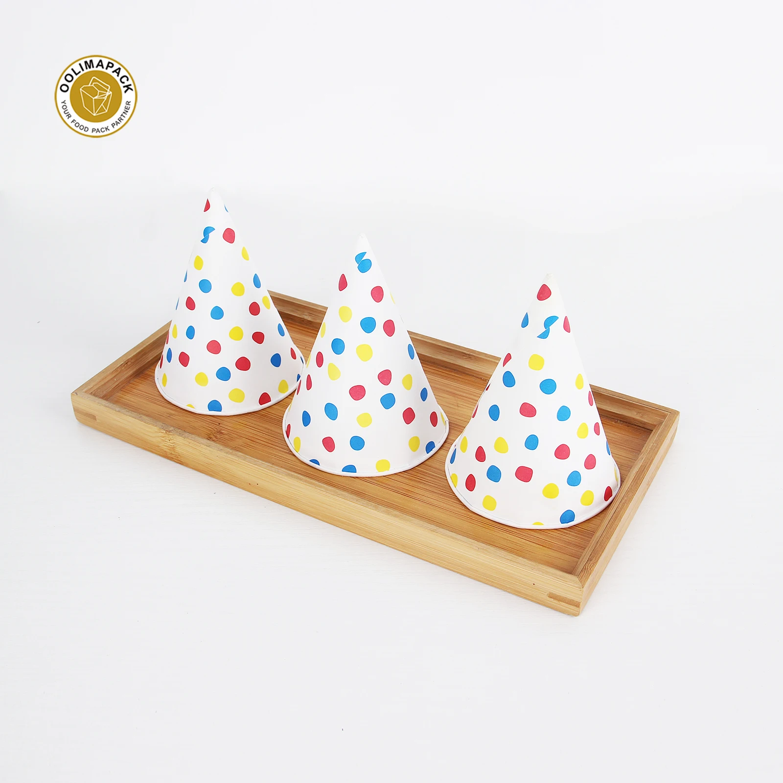 OOLIMA Eco Friendly Wax Coated Cone Paper Cup For Airport Bookstore