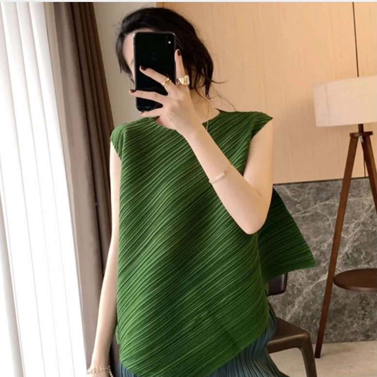 Special Design Sleeveless Irregular T-Shirt Ladies Stackable Vest Top