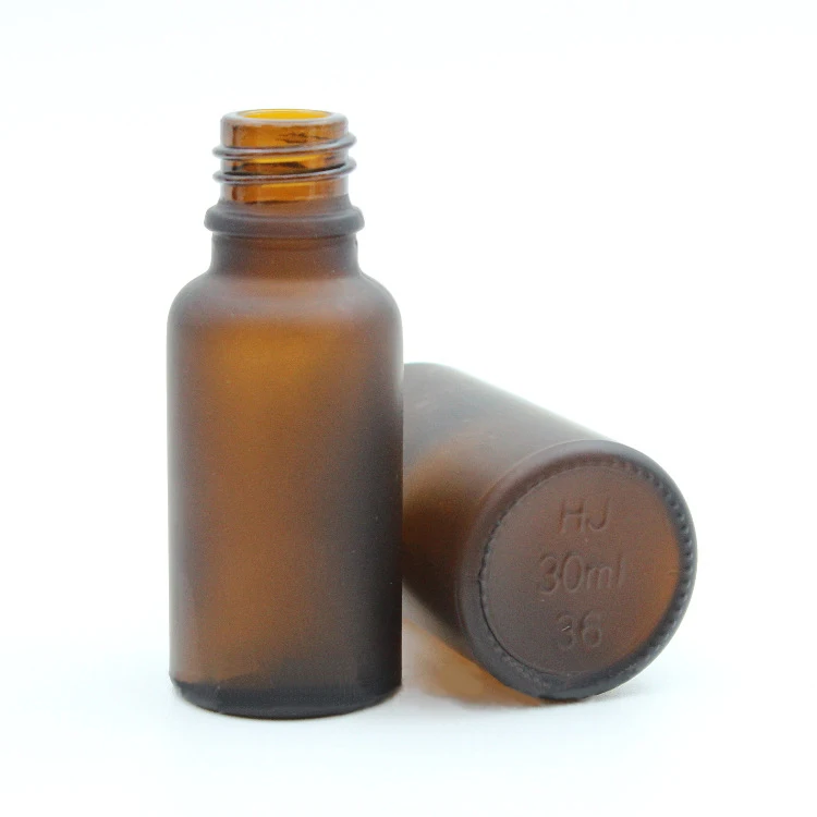 Wholesale empty frosted amber glass essential oil perfume bottles with black Fine Mist Atomizer sprayer 10ml 30ml 50ml 100ml