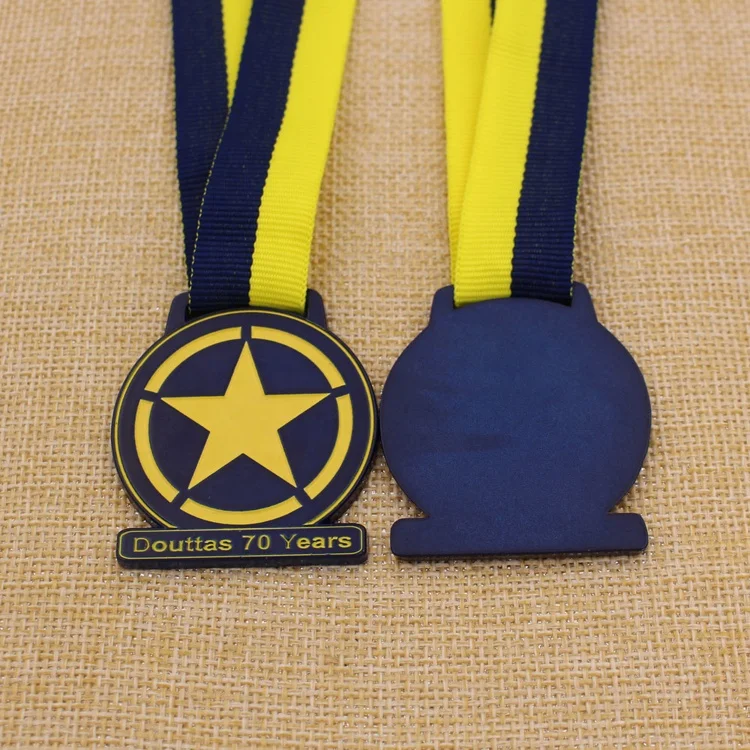 Promotion Cheap Color Filled Black Metal Round Medal with Five-pointed Star