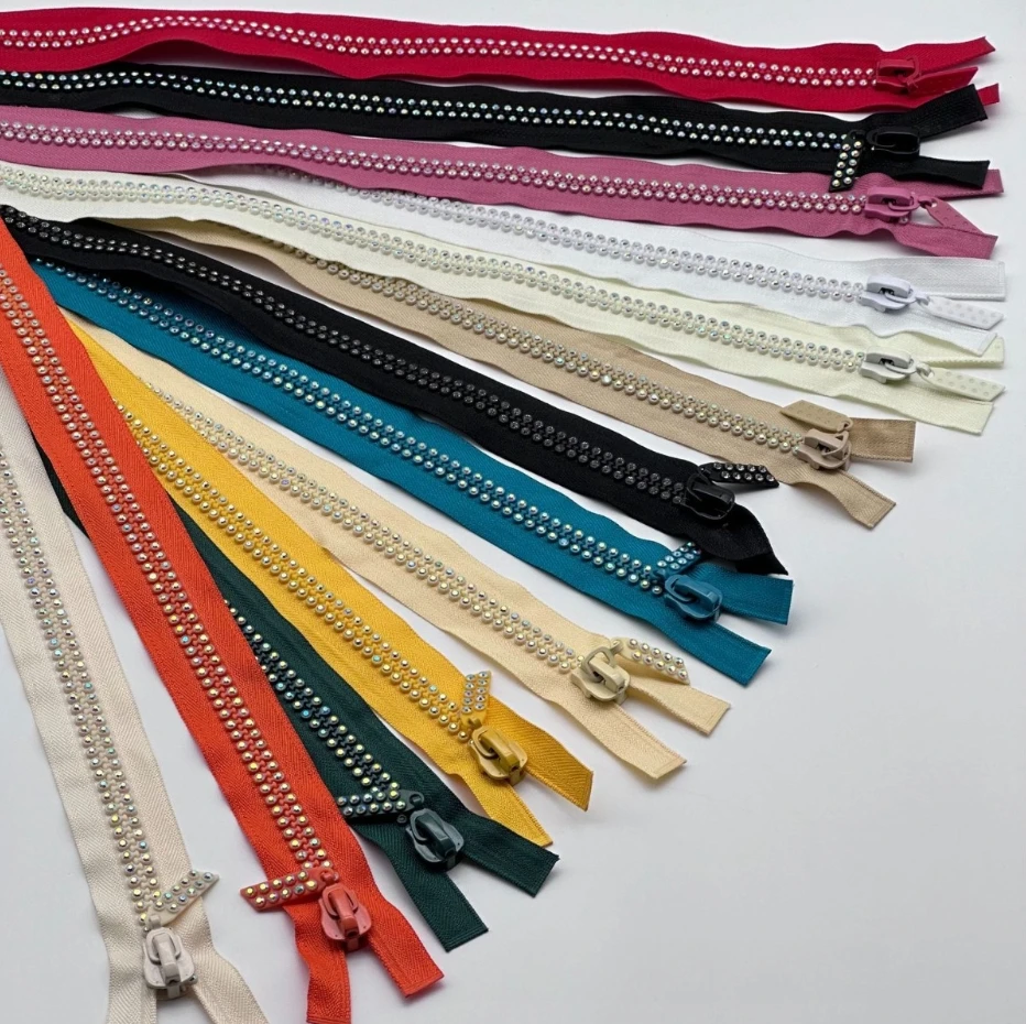 Dawei Wholesale #3 #5 #8 AB Diamond Zipper Rainbow Resin Zipper Close End With Auto Lock
