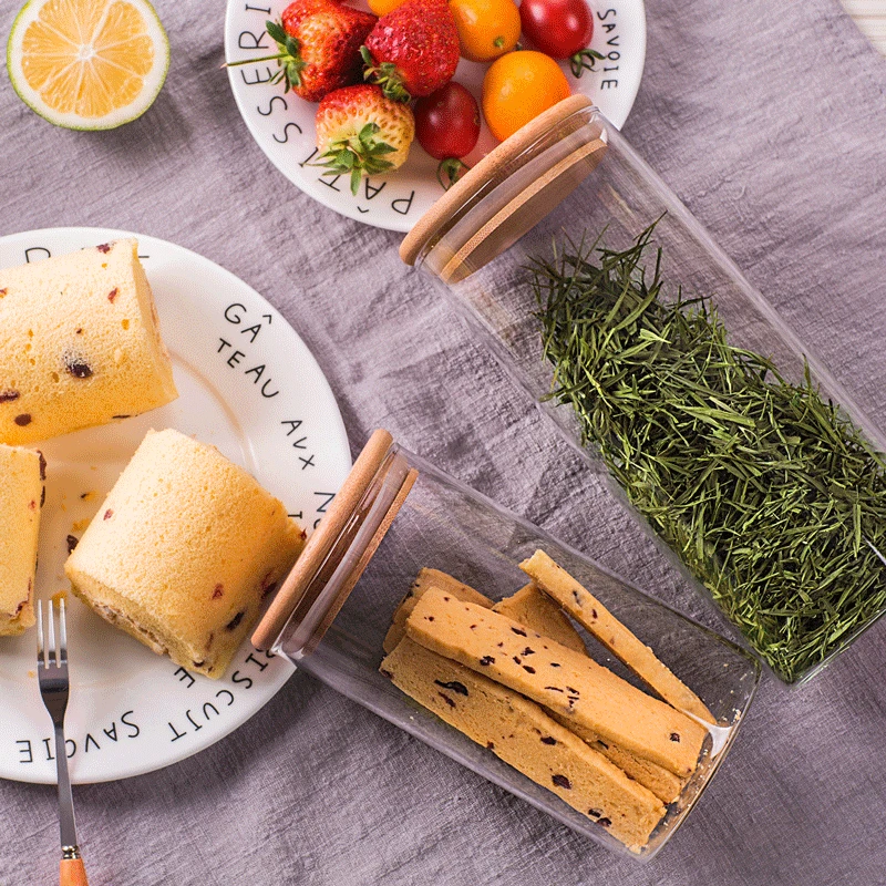 Clear Glass Kitchen Sealed Food Storage Jars Containers with Airtight Bamboo Lid for Candy Cookie Rice Sugar Flour Pasta