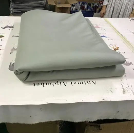 Wipeable faux leather mats portable kids floor mats Padded medium foam kids play mat