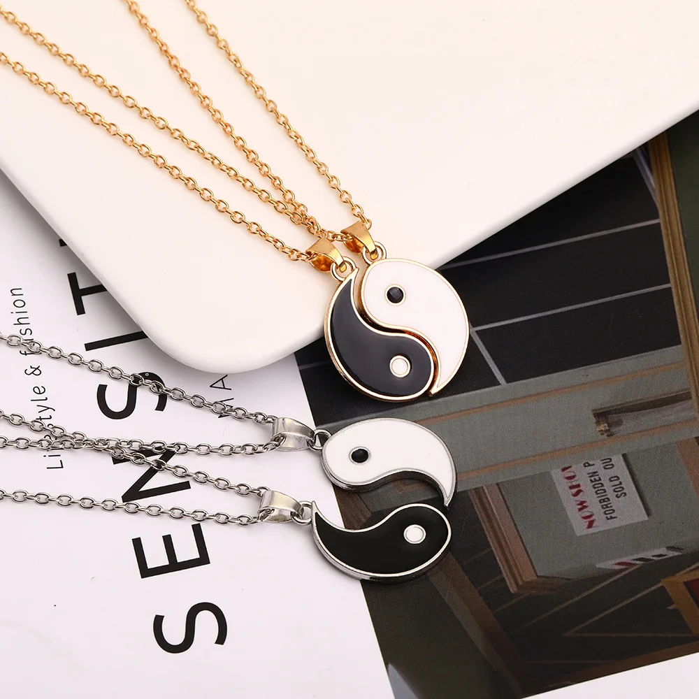 Hot Sale Yin Yang Bff Couples Pendant Necklace Chain for Women Men Personalized Matching Puzzle Diagrams