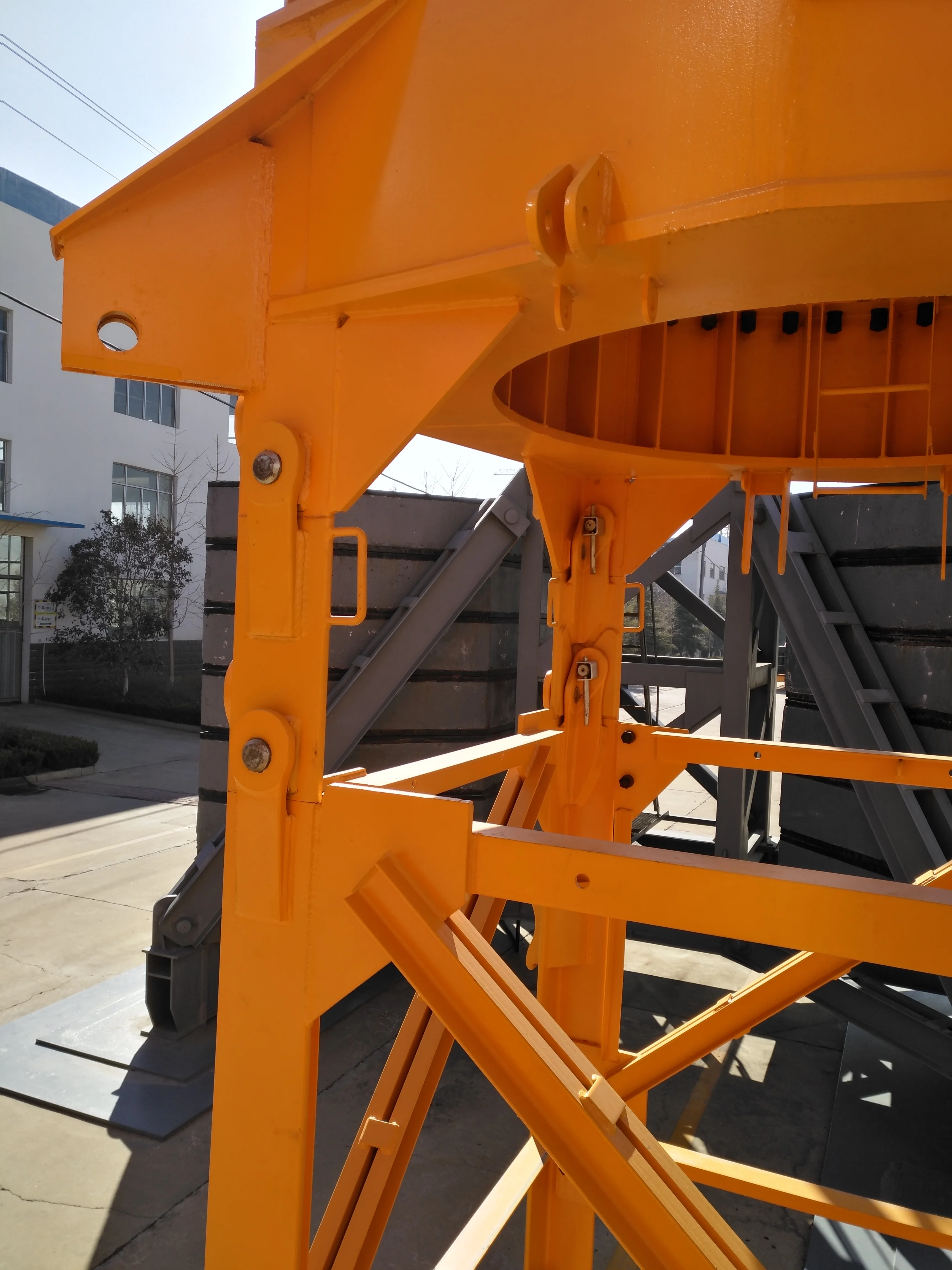 PT7032 Tower Crane with 16 Ton Load Capacity New Condition Construction Industry Featuring Core Components Motor Gear Bearing