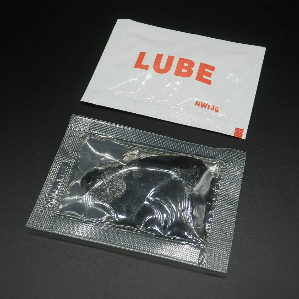 5g Electrical contact lubricant, insulating gel for contacts and connectors