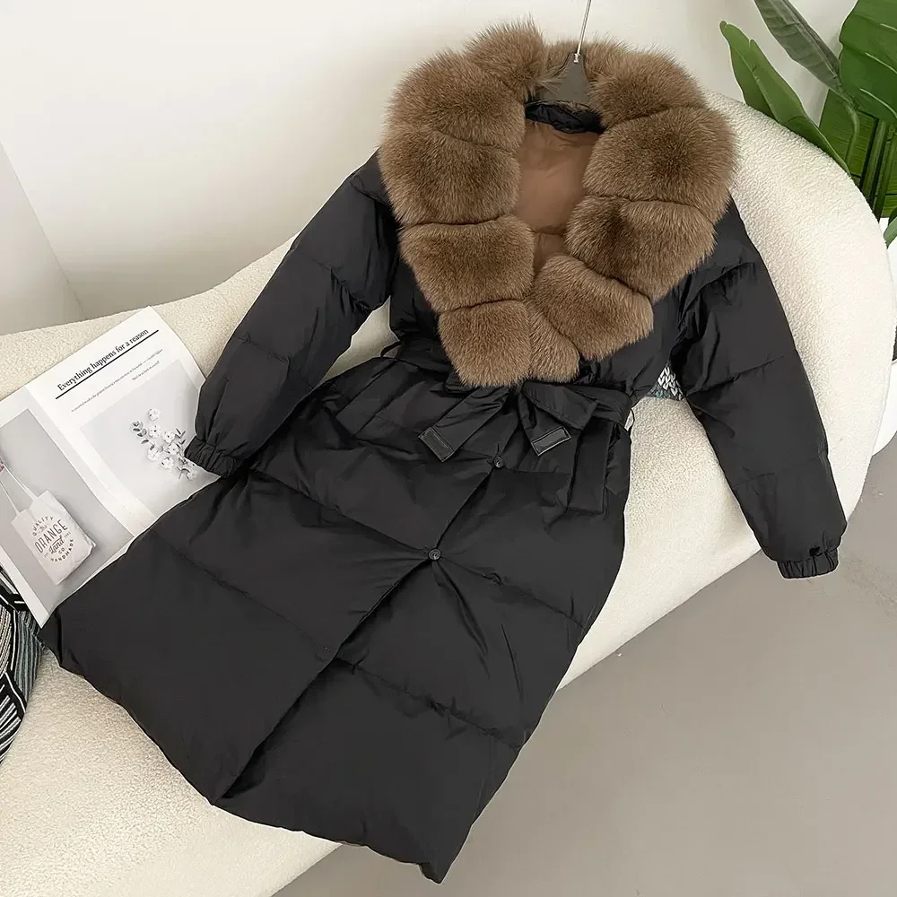 Женский пуховик из натурального меха лисы 90% с мехом енота
