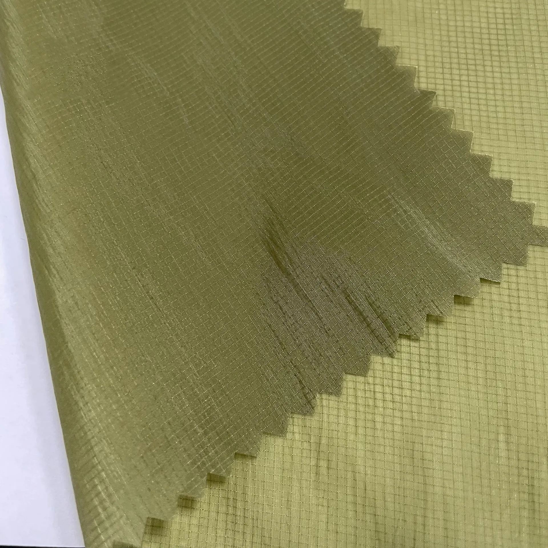 Recycled  Nylon 0.11 Float Plaid silk fabric Outdoor sunscreen clothing down jacket fabric