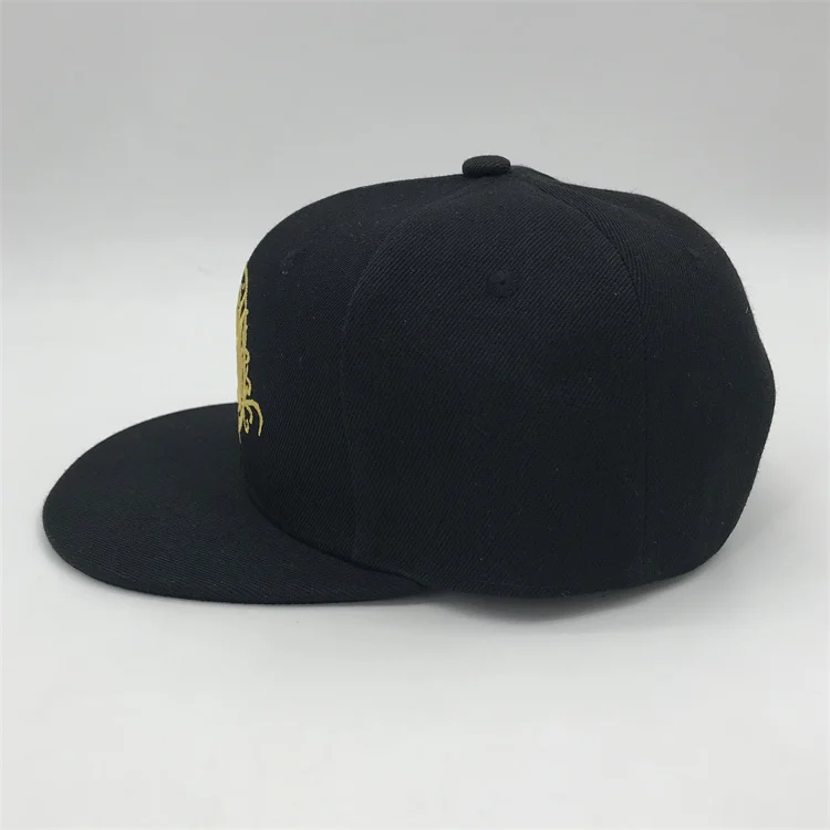 Wholesale Hip Hop Caps With Custom Golden Embroidery Logo  , Fashion Snap back Hats  For Men With Custom Logo