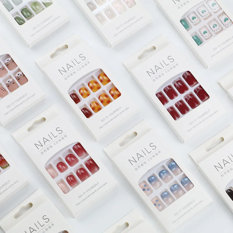 High Quality Non Toxic 24Pcs Nail Tips Cute Cartoon Short Square 16 Colors Full Cover False Press On Nails