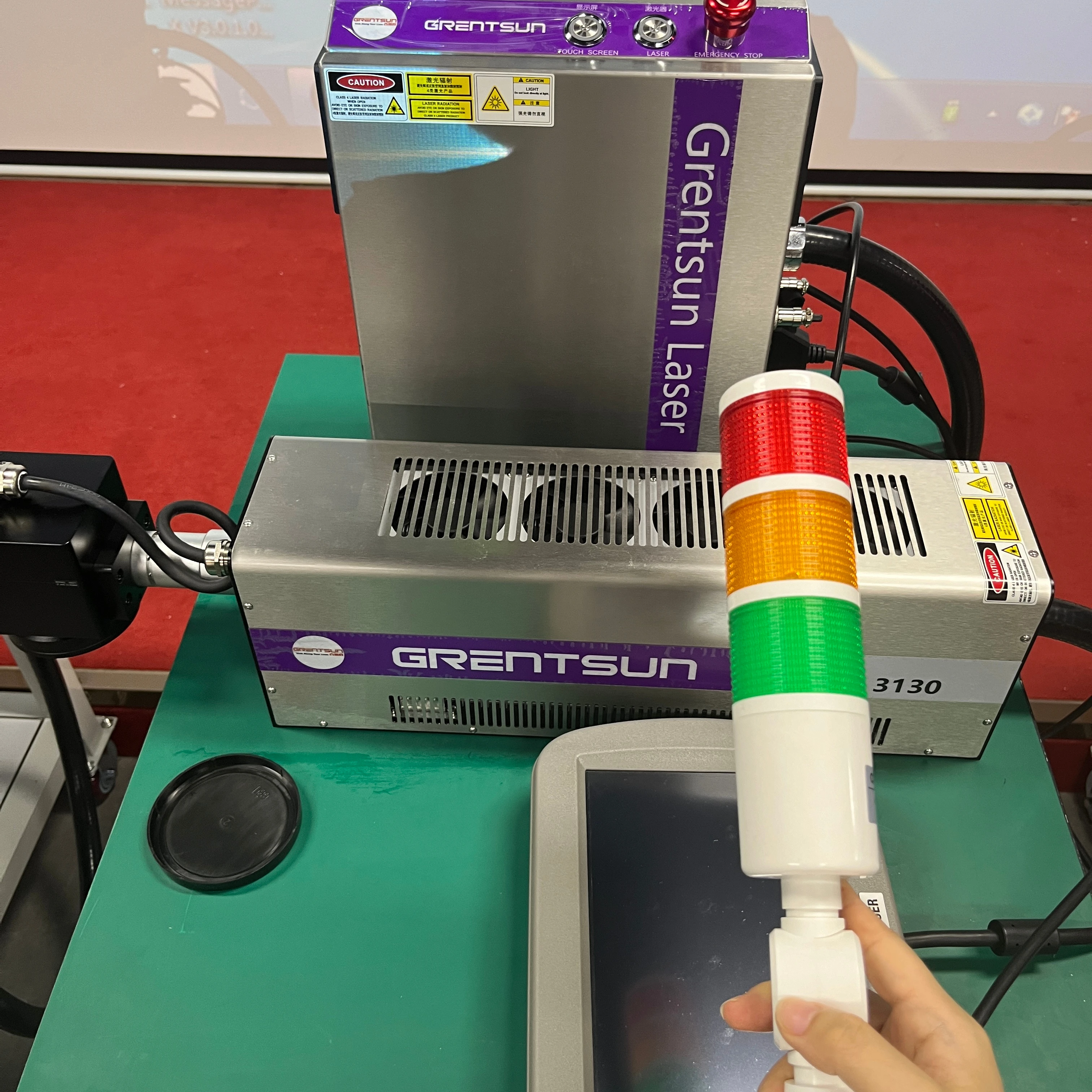 75000 Bottles Per Hour PET Water Drink Bottle 30W 60W CO2 Laser Marking Machine EXP QR Code Plastic Glass Printer Smoke Purifier