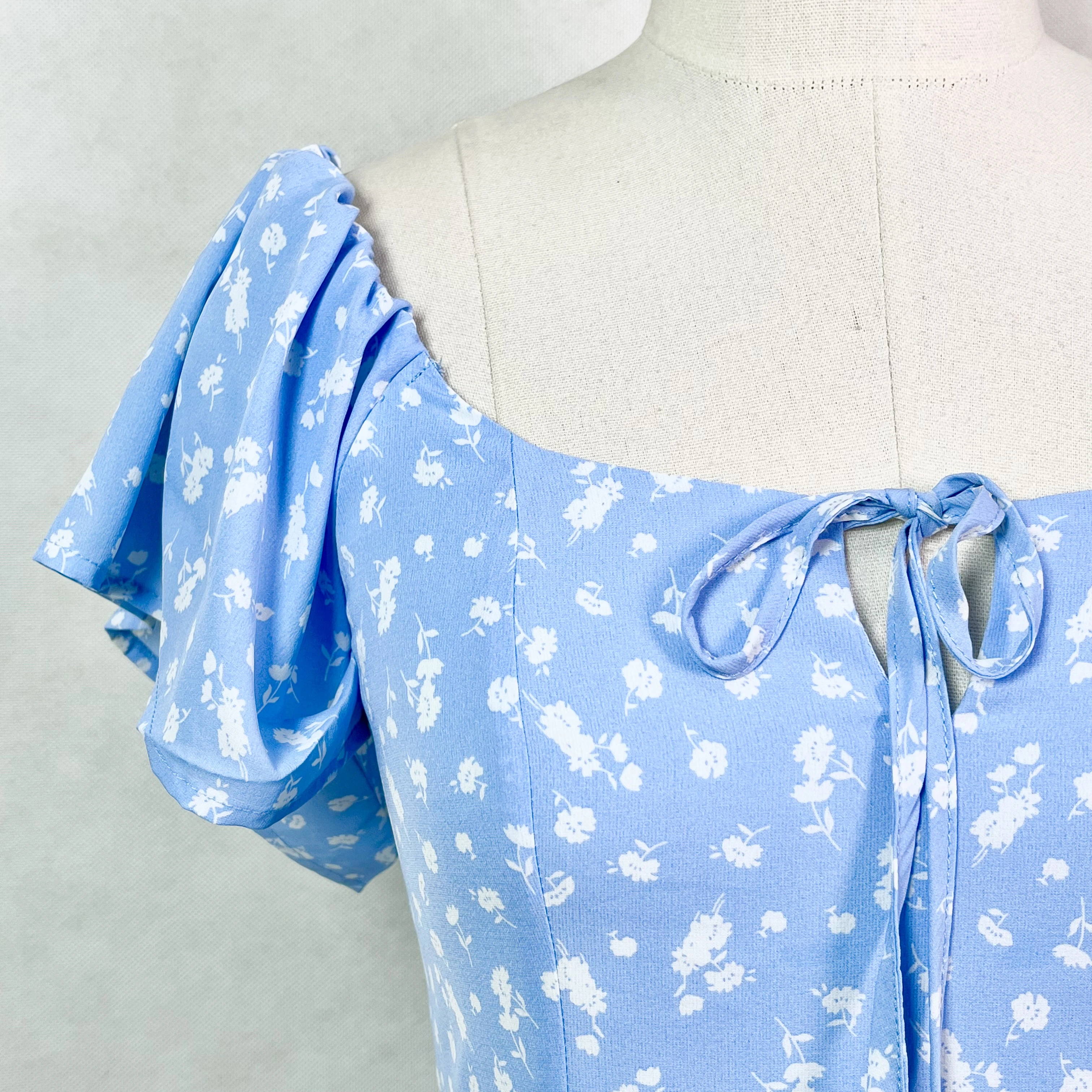 Low MOQ Stock Goods Ready to Ship Ruffled Short Sleeve Floral Print Chiffon Beach Dresses Casual Mini Party Dress