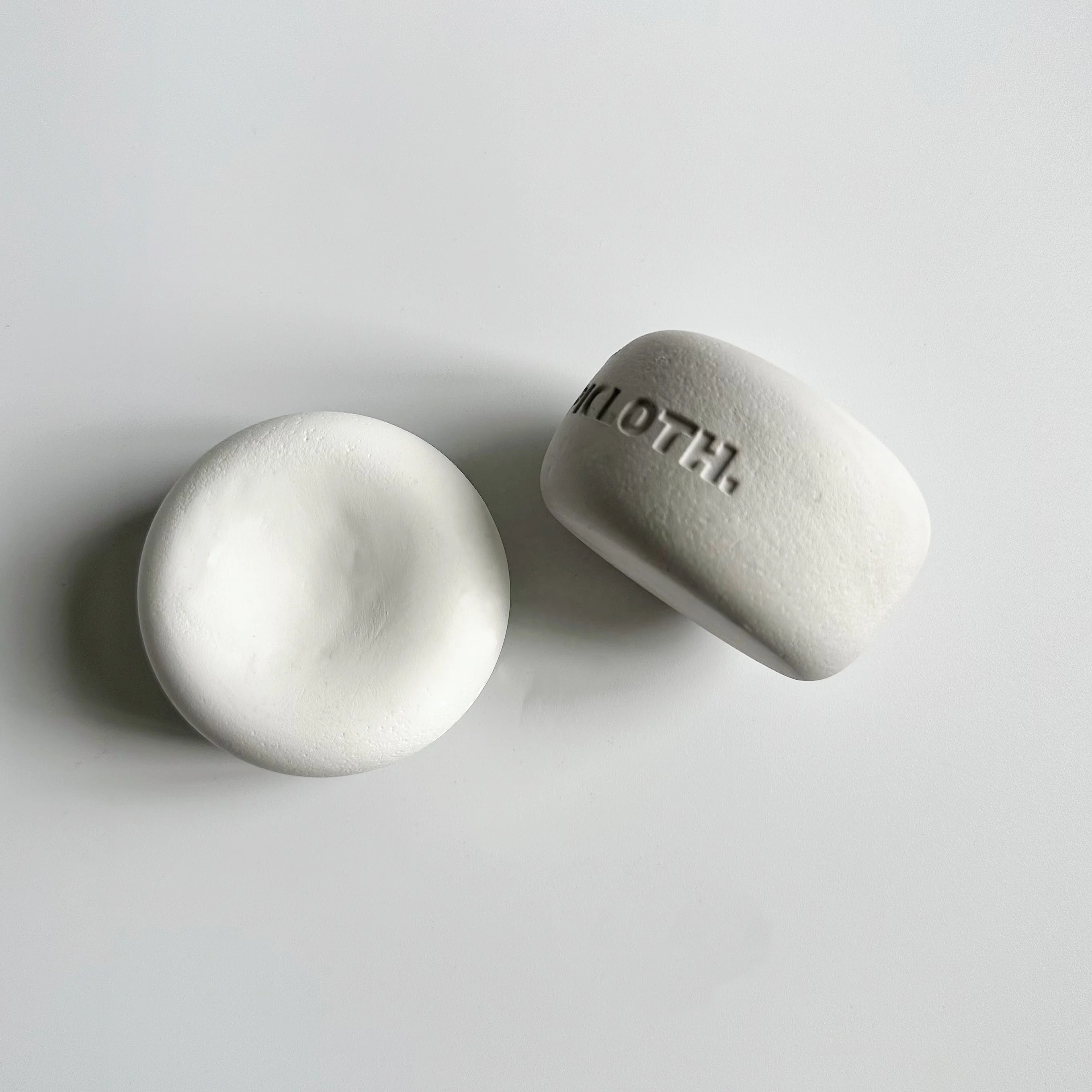 Aroma Essential Oil Diffuser Pendant Decoration Ceramic Scented Stone Hanging Car Wardrobe Air Freshener