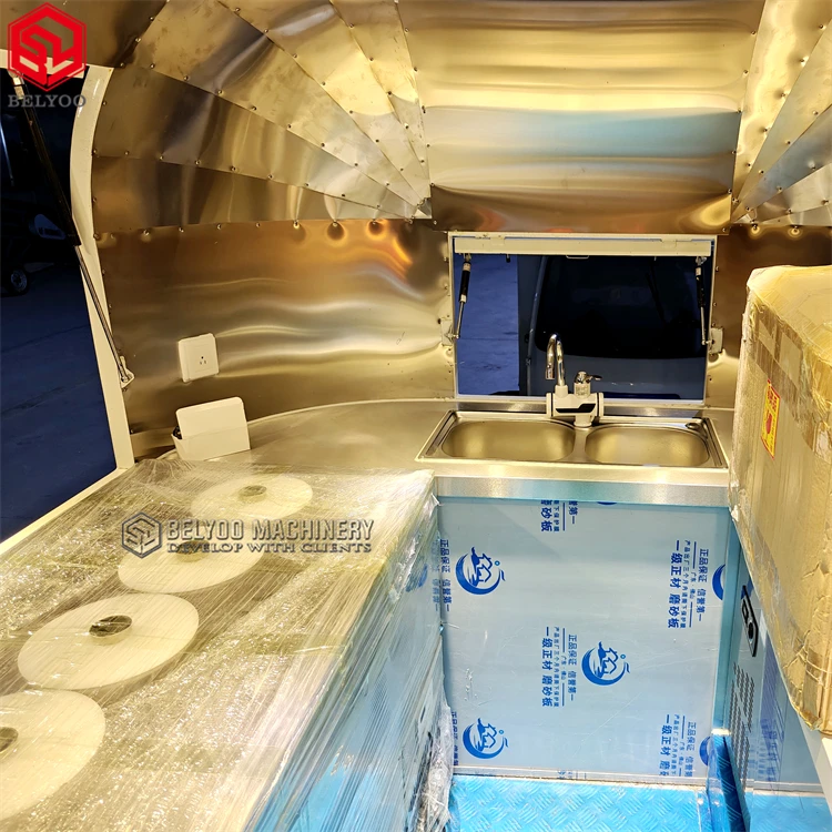 Hot Sale Mobile Restaurant Airstream Food Truck Trailer Custom Built for Fast Food Business Trailer