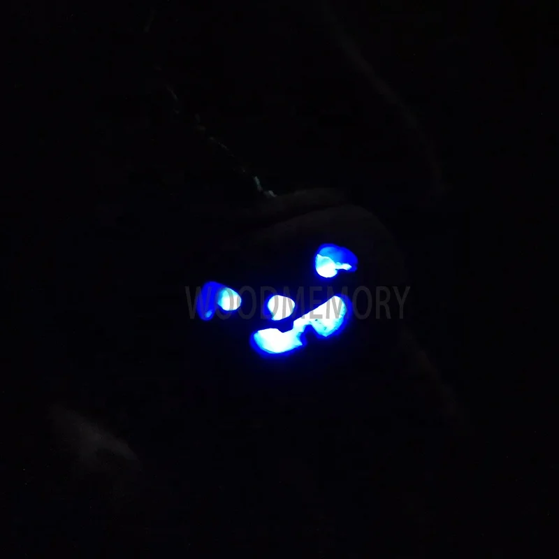 2020 New Handmade Wooden Pumpkin Keychain With Led