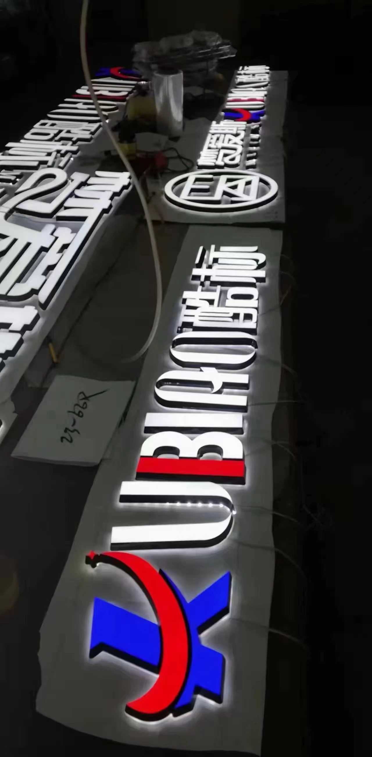 3D буквы индивидуальный канал светящаяся акриловая светодиодная вывеска