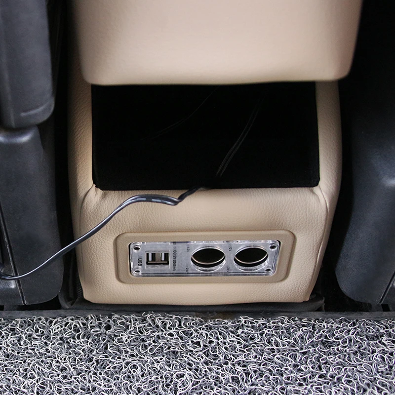 Widely used in commercial vehicles second row storage box high-grade cup holder, car handrail box special modification