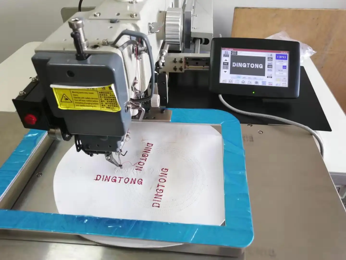 Wholesale Programmable Pattern sewing machine for sale